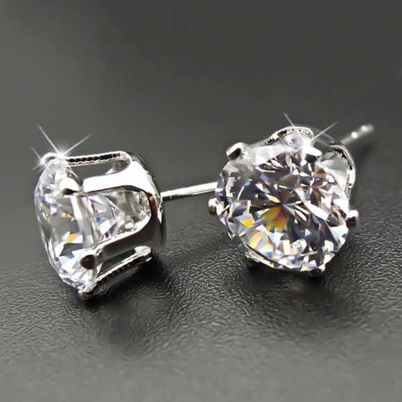 NEW STUD 2.5 CT SILVER DIAMOND EARRINGS, NICE EARRINGS, CUTE EARRINGS - Picture 3 of 5